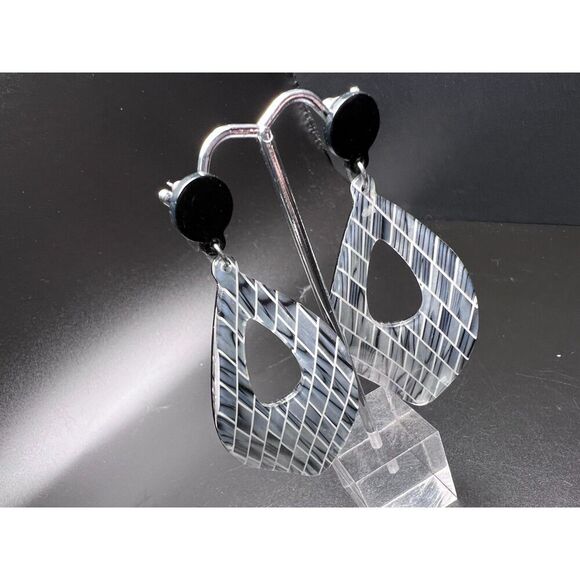 Black and White Diamond Earrings - Picture 5 of 6